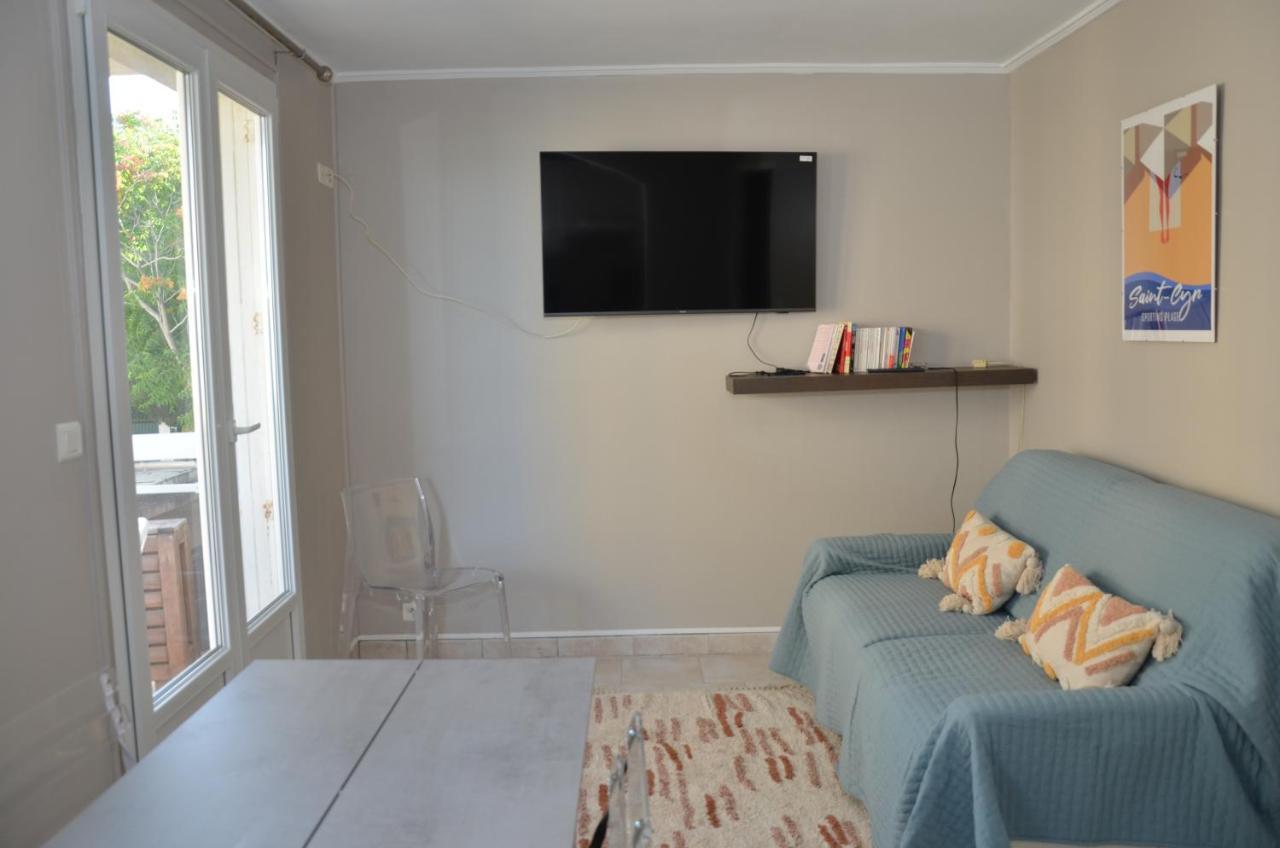 Ferienwohnung Les Pieds Dans L'Eau Saint-Cyr-sur-Mer Exterior foto