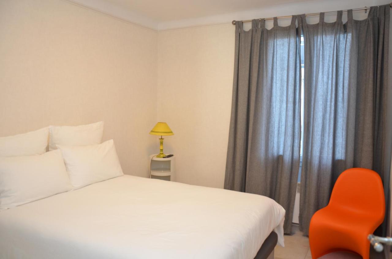 Ferienwohnung Les Pieds Dans L'Eau Saint-Cyr-sur-Mer Exterior foto